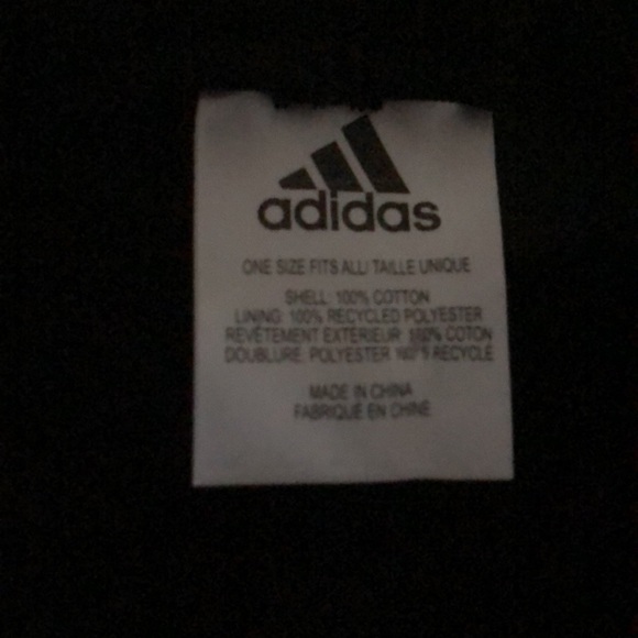 Adidas bucket hat - Picture 2 of 2
